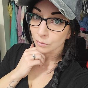 Meet your Posher, Tara